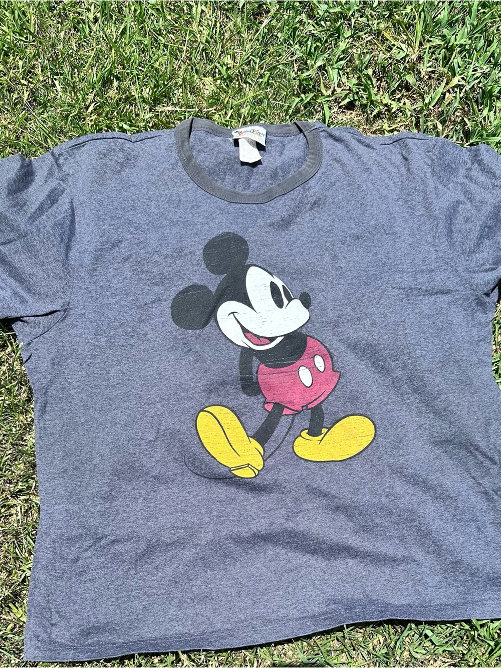 Vintage Mickey Mouse Graphic Tee - Gray